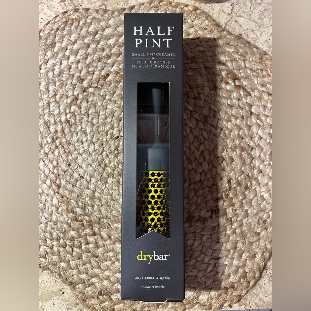 DRYBAR 💛 Half Pint Small Round Ceramic Brush
